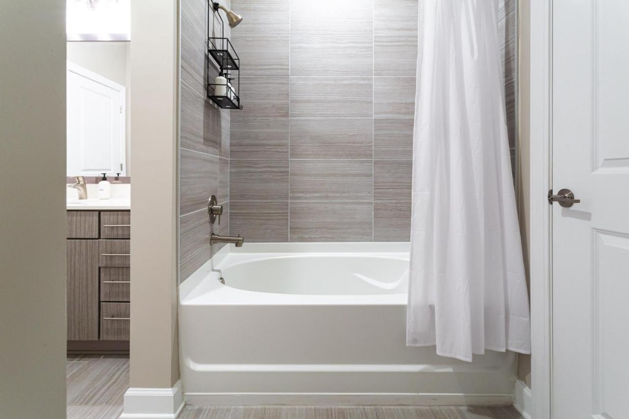 Kasa Freemorewest Charlotte Luaran gambar