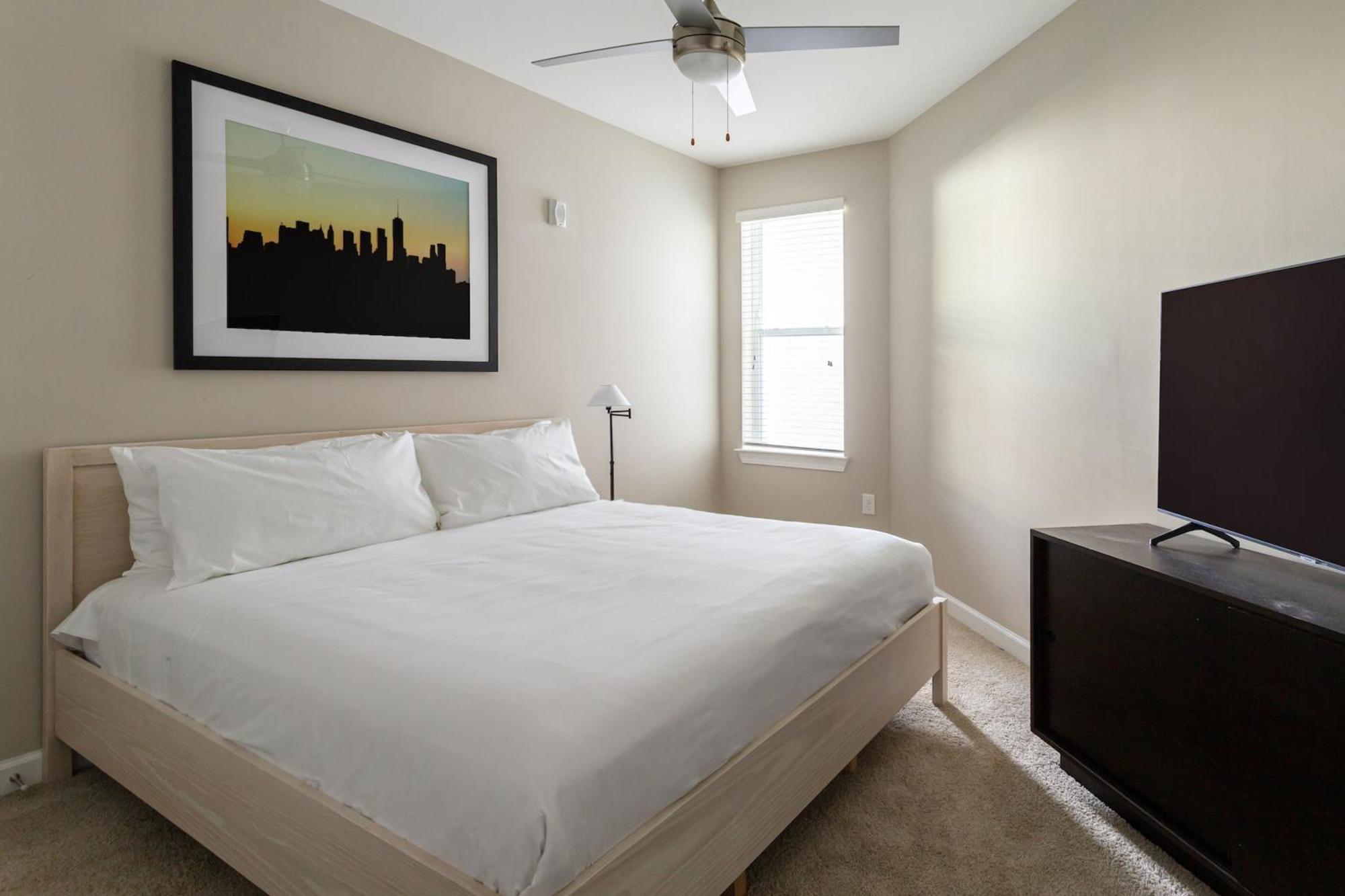 Kasa Freemorewest Charlotte Bilik gambar